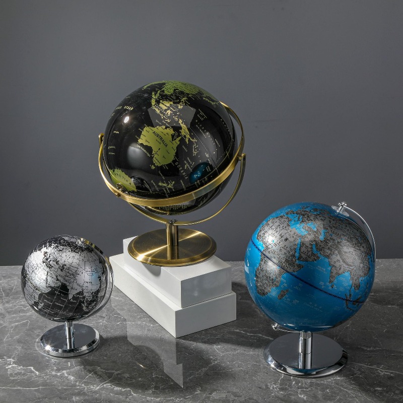 Globo Terrestre Rotante a 360  - English Home Office recensione e prezzo